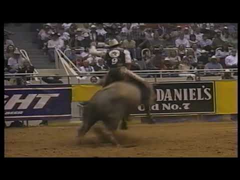 Michael Gaffney vs Death Valley - 97 PBR Charlotte (89 pts)