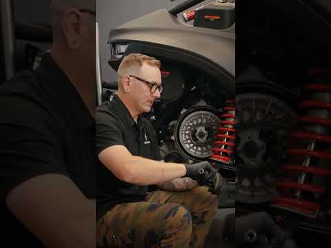 Changing your PRIMARY CLUTCH on your 1000cc Segway Powersports Machine | Segway Tech Talk