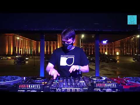 The Blue Oyster: Alegria / 27.03 / 18 - 19