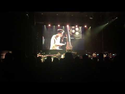 Jacob Collier - Fields Of Gold