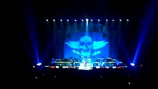 Eric Church @Sears Center- Hungover &amp; Hard Up