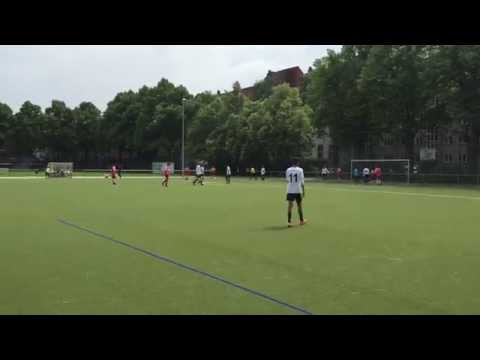 Freistoß von Moncef