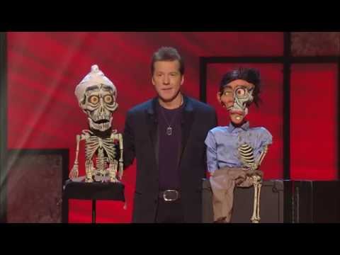 Funny halloween videos - Funny halloween pupet