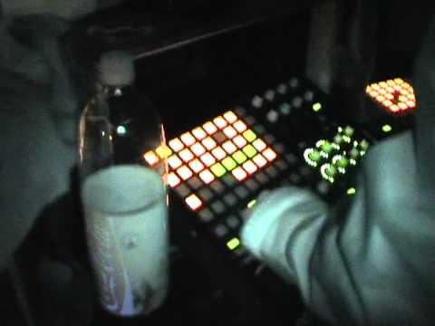 KERMESS2 - Kosmotek/Tekcircus (11.12.10) part4 Live FAb PSYKOLOGYK