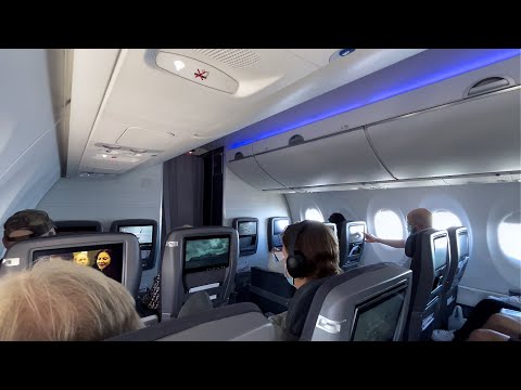 Miniatura YouTube dla Air Canada Airbus A220-300