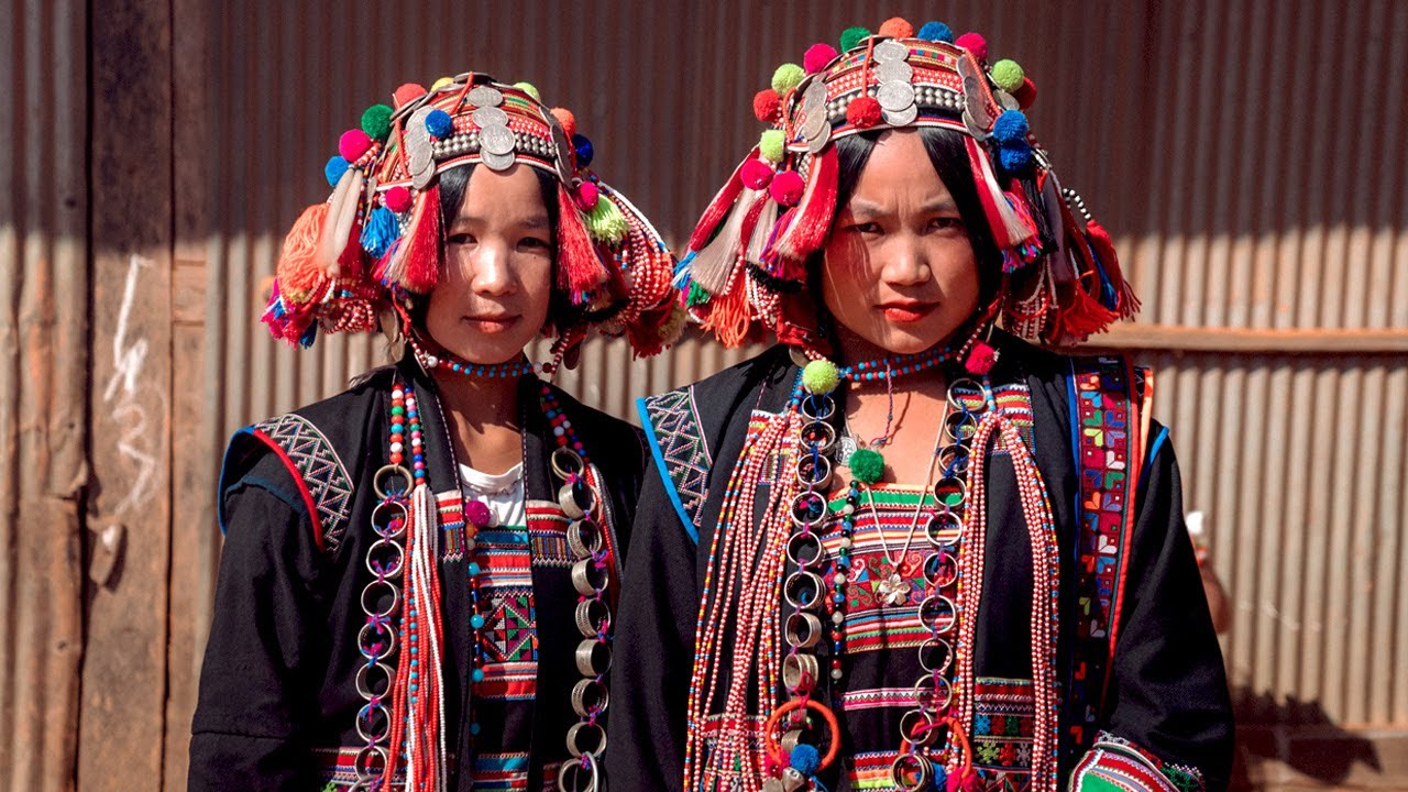 AKHA: THE TRIBE ABOVE THE CLOUDS