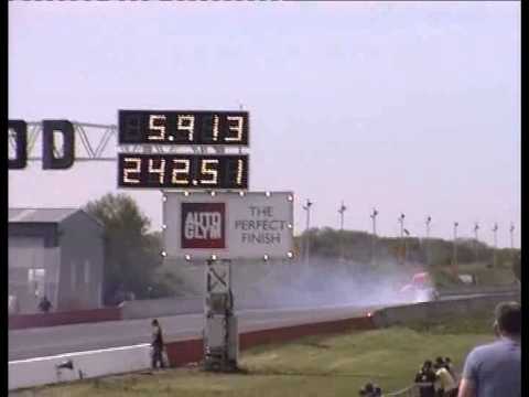 Marc Meihuizen runs 5.91 - Santa Pod Main Event 2013