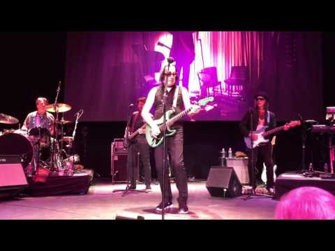 Todd Rundgren Rebel Rebel Bowie tribute Redwood City CA Jan 11th 2016