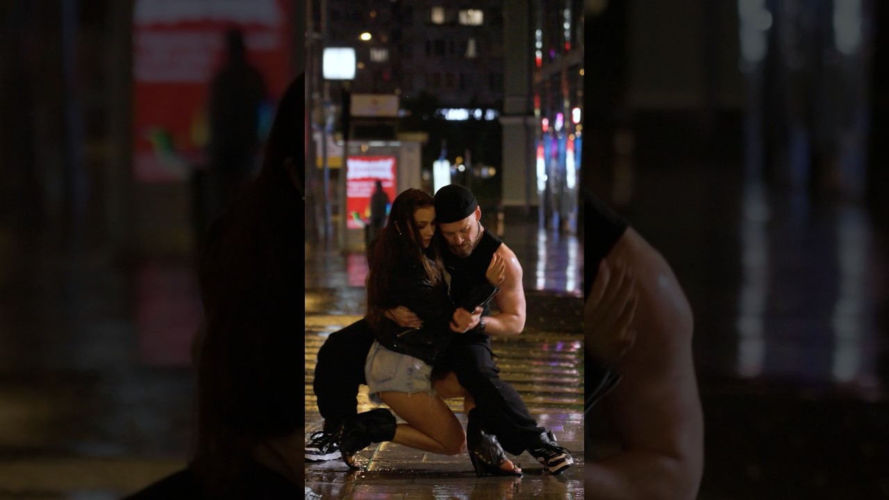 Street Tango. Pavel Sobiray and Ekaterina Trushina.