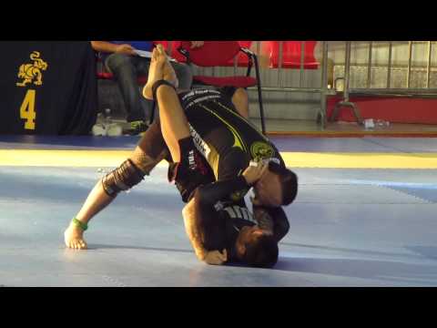Jack McVicker vs Mariusz Linke - IBJJF European Open No-Gi 2013 - Black Senior 2 - Open