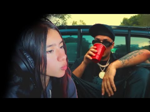 reaccionando a HECKY