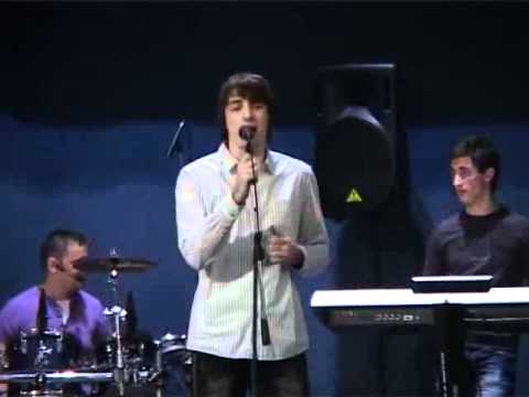 Mirza Selimovic - EVo ovu rumen ruzu (TV KONCERT MUSIC VIK)