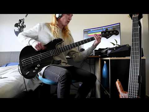 Fender Aerodyne vs Warwick Thumb bass metal tone comparison