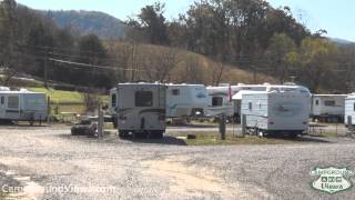 preview picture of video 'CampgroundViews.com - Cove Creek RV Resort Sevierville (Wears Valley) Tennessee TN'