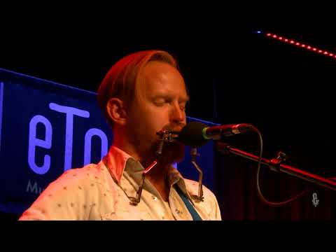 Fruition -The Way That I Do (eTown webisode #1333)