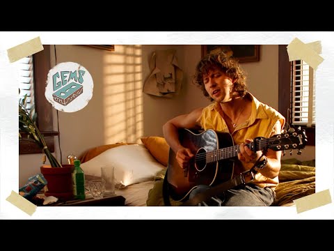 Daniel Nunnelee, "Pick and Choose" and "Do You?" live from the bedroom, // GemsOnVHS™