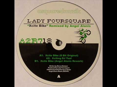 LADY FOURSQUARE - XCITE BIKE (8-Bit Original)