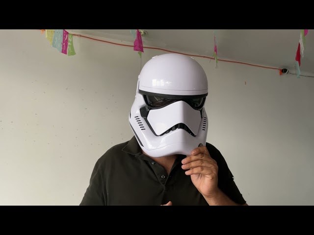 Vídeo relacionado con STAR WARS The Force Awakens Child Costume Accessory Stormtrooper Half Helmet