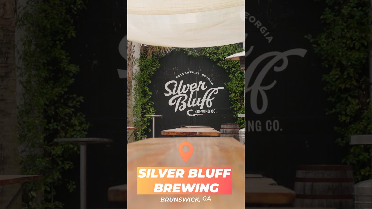 Cheers to Friday and to the dreamers who make things happen! 🍺 #smallbusinesssuccess #brewery