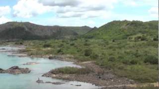 preview picture of video 'Atravessando o Rio São Francisco (Piranhas-AL_Canindé-SE)'