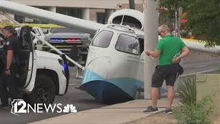 Vídeo exclusivo de un hidroavión realizando un aterrizaje de emergencia en el centro de Phoenix.