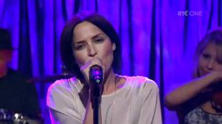 Andrea Corr - Tinseltown in the Rain (Late Late Show - 20 May 2011)