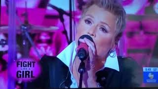 Anita Cochran performs on GMA