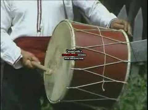 Macedonian Folk Song - Mita Devojka - Braќа Stojanovi