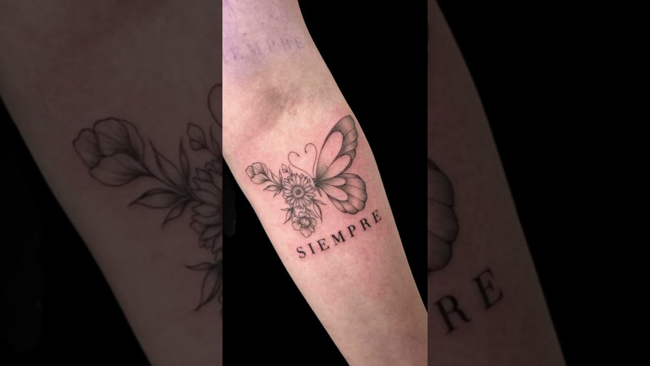 27 Amazing Small Sunflower Tattoos