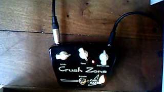 Video thumbnail for Pedal Carl Martin Crush Zone - Testing distortion DEMO by reboludos
