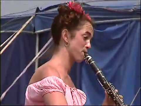 A Walk Around Glastonbury Festival 2003