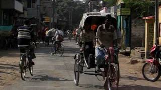 preview picture of video 'Nabadwip street'