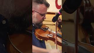 Laurie Lewis &amp; The Right Hands
