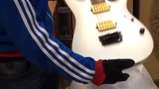 Video thumbnail for Unboxing Ibanez JBM10FX by Levytukku