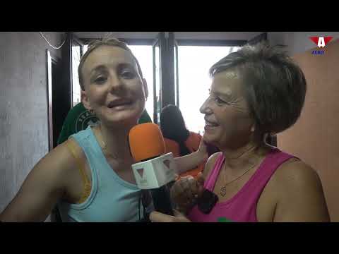 Paseando el micro por la plaza