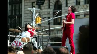 Screwdriver - The White Stripes (lyrics)