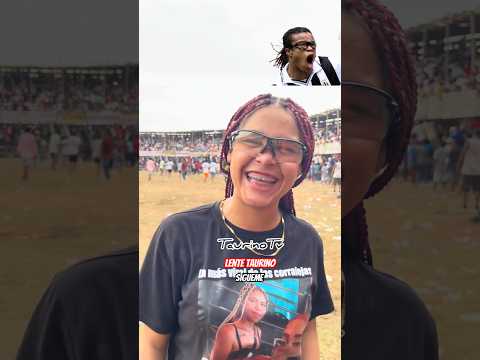La hija de Edgar Davis en los toros de mahates Bolívar # #comparte #toros #humor