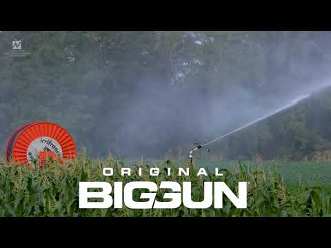 Traveler Hose Reel and the Nelson Big Gun® Sprinkler Irrigating Corn
