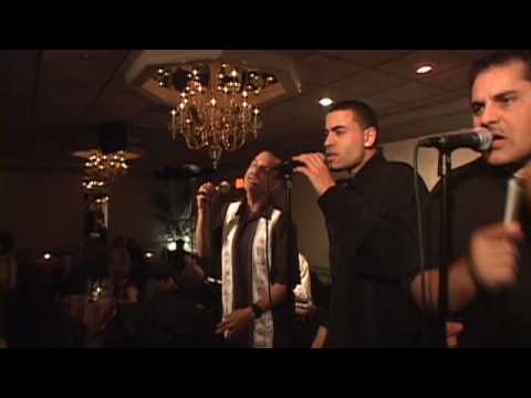 Frankie  Vasquez y Los Soneros del barrio (Noche como boca e' lobo )