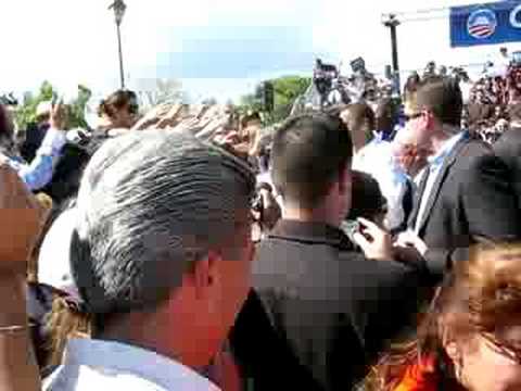 Sen. Barack Obama in Esapanola, NM © Lisa Law