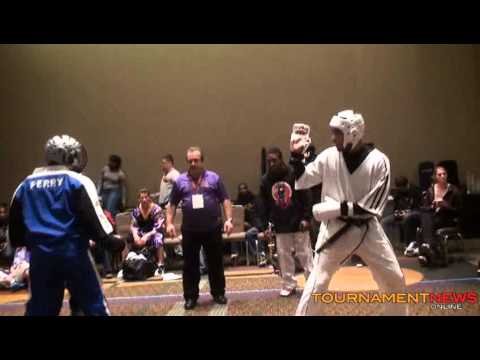 Elias Lemon vs Lewis Perry Mens Fighting at AKA Grand Nationals 2011