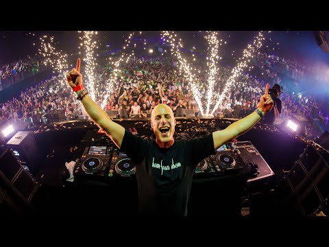 Ran-D - Happy New Year Hardstyle Family