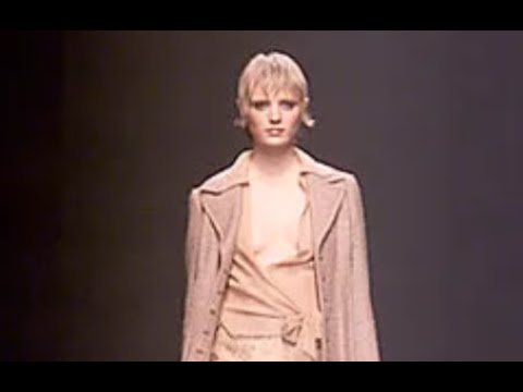 ALBERTA FERRETTI Fall 2000 Milan - Fashion Channel