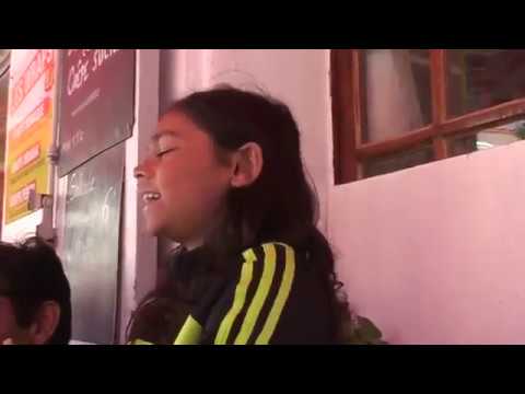 Gitan live enfant qui chante ali ali oh