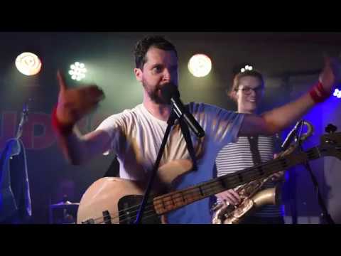 Hudba Praha revival - Holka Tonka