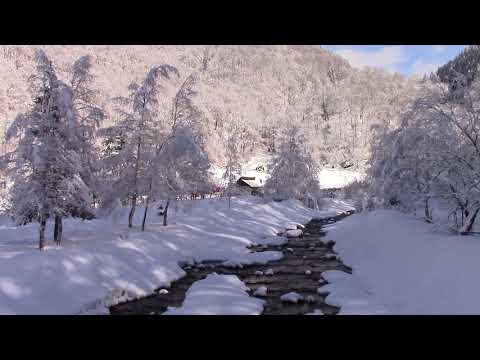 Intrarea in Cheile Jietului