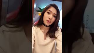 Download lagu Manis nya Senyum Isyana Sarasvati di Depan Kamera mp3