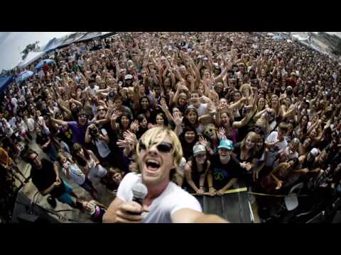 download lagu mp3 mp4 Switchfoot Hello Hurricane Deluxe Edition 2009, download mp3 Switchfoot Hello Hurricane Deluxe Edition 2009 free download mp3, download mp3 Switchfoot Hello Hurricane Deluxe Edition 2009