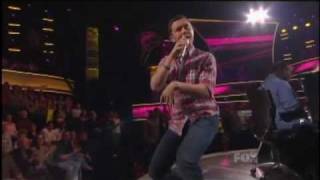 Scotty McCreery - Young Blood (2nd Song) - Top 4 - American Idol 2011 - 05/11/11