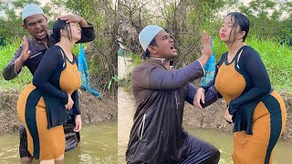 Download lagu A BEAUTIFUL GIRL WHO IS LARGELY PREGNANT IS HELPED BY HANDSOME USTADZ SHOLEH. mp3